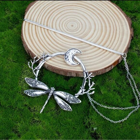 Fairy Core Dragon Fly Hair Accessory, with decorative chain, Moon, Silver - Picture 2 of 2